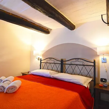 Apartment Cosi Chiaia Naples
