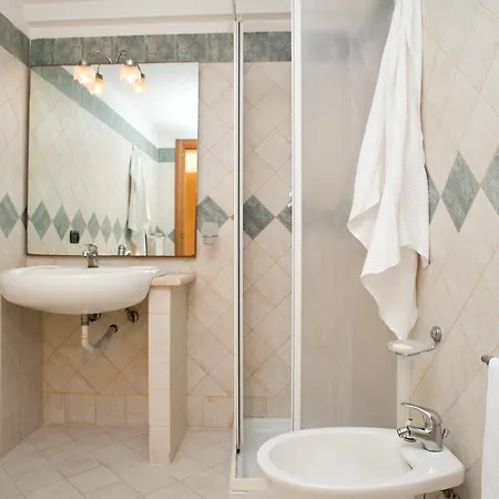 Apartment Cosi Chiaia Naples