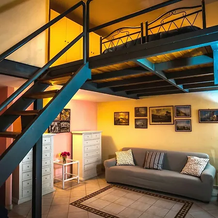 Apartment Cosi Chiaia *