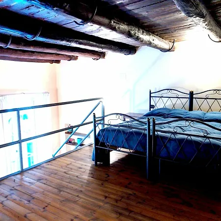 Cosi Chiaia Apartment *